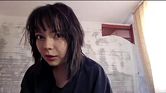YunLettinga online show from July 30, 10:36 am