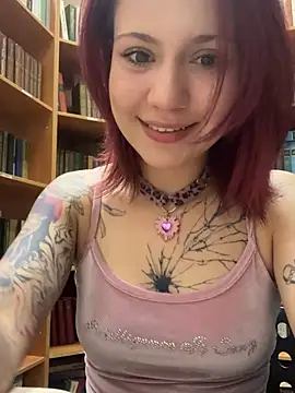 Snapshot of Lilly__Kiss chatting on July 28, 11:28 am Lilly Kiss online show from July 28, 11:28 am