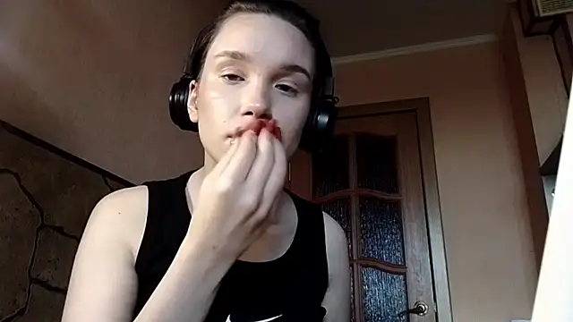 LovedBog online show from July 23, 8:34 am