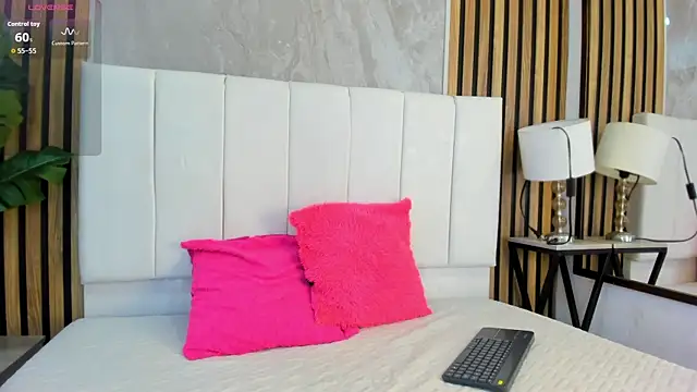 Amelie 12 online show from July 20, 3:10 am