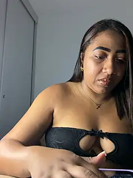 Candymorena sexyyy online show from July 17, 4:52 am