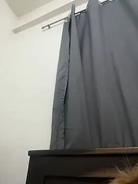 wetholes 699 online show from August 4, 11:02 am