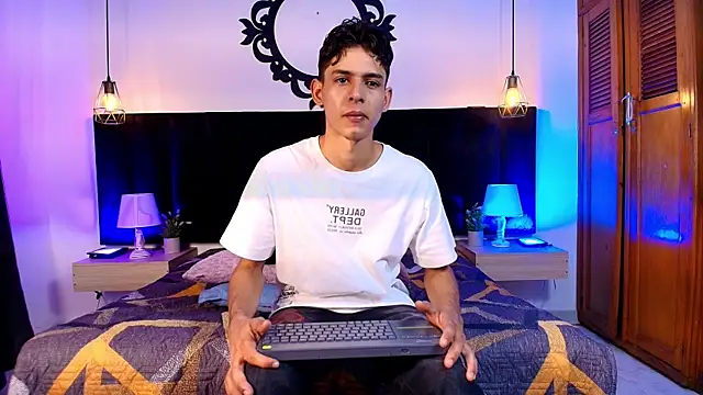 axel alve online show from July 22, 3:31 am