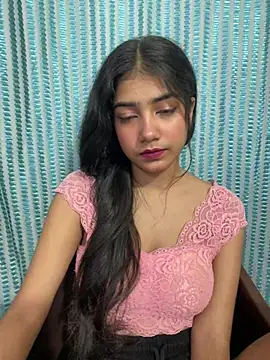 Snapshot of Hye__manvi_ chatting on July 18, 5:22 am Hye manvi online show from July 18, 5:22 am