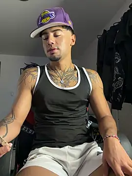 Snapshot of Adam_hot8 chatting on July 19, 3:05 pm Adam hot8 online show from July 19, 3:05 pm