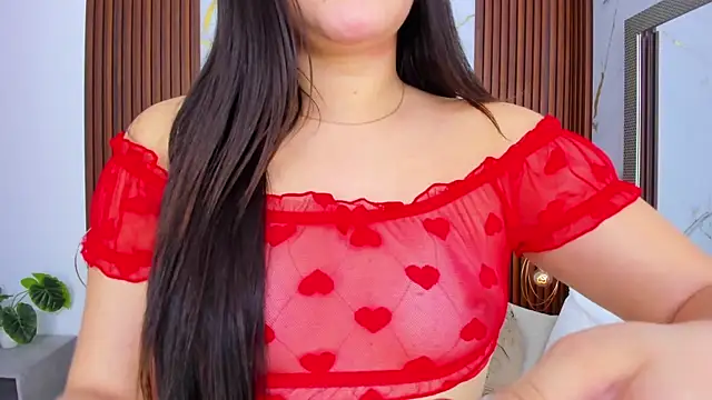 Snapshot of miabelluci1 chatting on July 21, 12:29 pm miabelluci1 online show from July 21, 12:29 pm