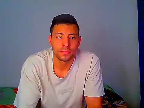 Cris LaCobra  online show from July 29, 4:49 pm