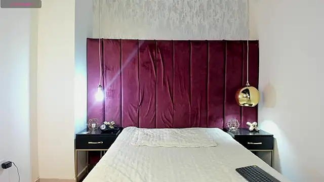 Snapshot of Miia_Ross chatting on July 20, 6:54 pm Miia Ross online show from July 20, 6:54 pm