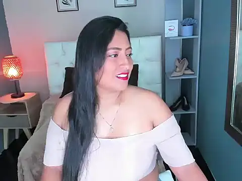 MoanaXMoon online show from July 21, 6:43 pm