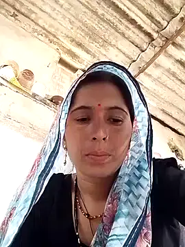 Snapshot of Neetujaan15 chatting on July 18, 9:46 am Neetujaan15 online show from July 18, 9:46 am