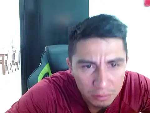 Snapshot of jimmy_scoot26 chatting on July 28, 2:13 pm jimmy scoot26 online show from July 28, 2:13 pm
