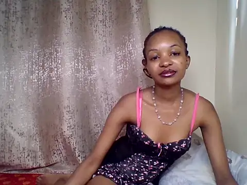 Snapshot of Gaby_Shocker chatting on July 20, 1:57 pm Gaby Shocker online show from July 20, 1:57 pm