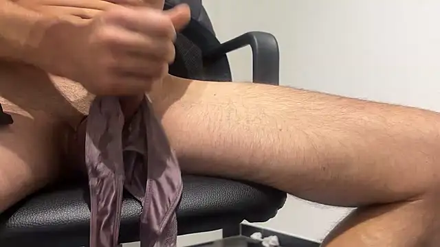 swissboy22 online show from October 21, 8:15 am