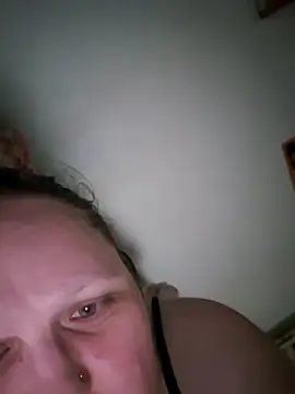 Mellegirl online show from July 25, 2:47 pm