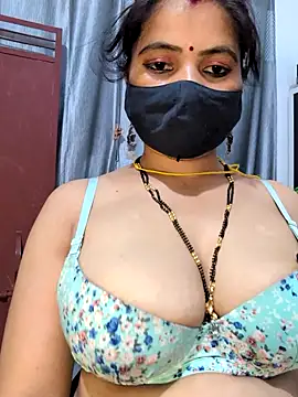 Laila fuck online show from July 24, 5:22 pm