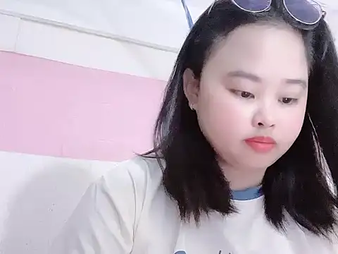 Nhungnhung88 online show from July 25, 7:28 am