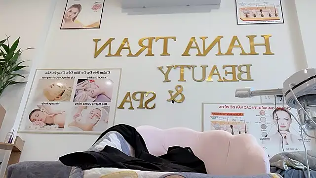 Katy Bae online show from October 17, 4:37 am