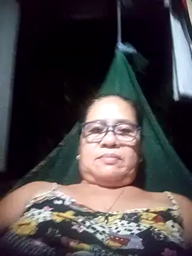 Snapshot of che_merly20 chatting on July 31, 7:35 pm che merly20 online show from July 31, 7:35 pm