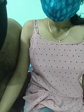Snapshot of your_sexy_kanchan chatting on August 9, 1:38 pm your sexy kanchan online show from August 9, 1:38 pm