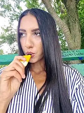 Andreea C online show from July 25, 11:52 am
