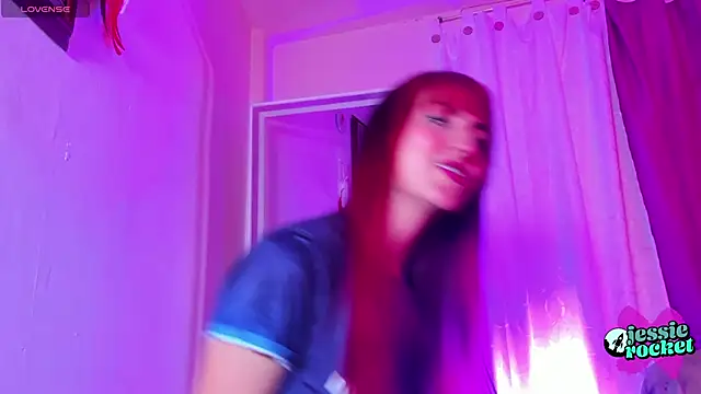 Snapshot of jessierocketx chatting on October 12, 10:42 pm jessierocketx online show from October 12, 10:42 pm