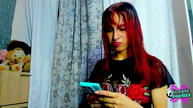 Snapshot of jessierocketx chatting on July 18, 6:45 pm jessierocketx online show from July 18, 6:45 pm