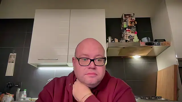 theitalianbear online show from December 20, 6:56 pm