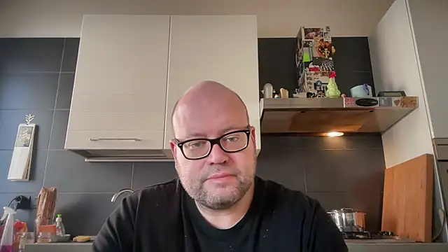 theitalianbear online show from December 29, 12:23 pm