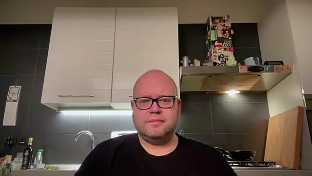 theitalianbear online show from January 16, 7:31 pm