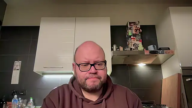 theitalianbear online show from January 31, 6:57 pm