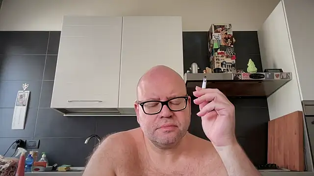 theitalianbear online show from September 23, 11:24 am