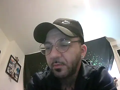 MagicStickBoy online show from March 25, 11:33 pm