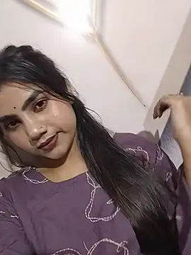 Aayesha Rawat online show from July 27, 5:42 pm