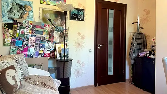 ShellieSavko online show from July 30, 7:07 am