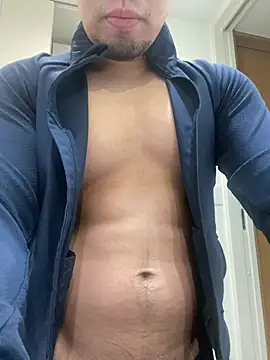 osumacho online show from July 28, 5:23 pm