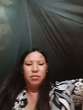Snapshot of Malysa-xx chatting on July 28, 3:21 pm Malysa-xx online show from July 28, 3:21 pm