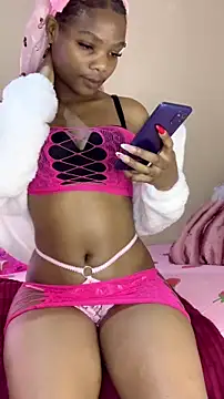 Snapshot of TheRealLadyAmina chatting on July 27, 1:40 pm TheRealLadyAmina online show from July 27, 1:40 pm