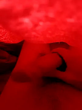 luanzinho0909 online show from August 4, 12:25 am