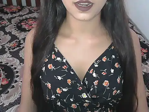 Snapshot of Indian_ruchi chatting on July 28, 11:17 am Indian ruchi online show from July 28, 11:17 am