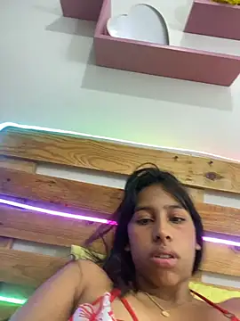 Candy 1018 online show from July 28, 6:20 pm