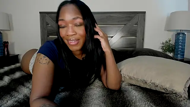 nicolesolace online show from June 27, 9:09 pm