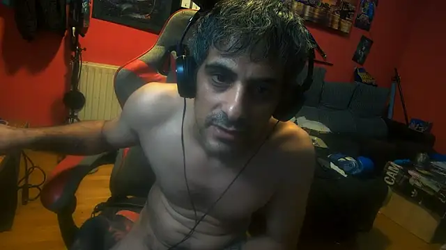 Snapshot of morenoxxx7 chatting on July 30, 11:59 pm morenoxxx7 online show from July 30, 11:59 pm