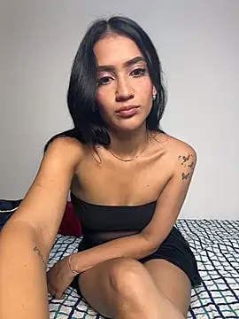 Isa Stars online show from August 4, 6:54 pm