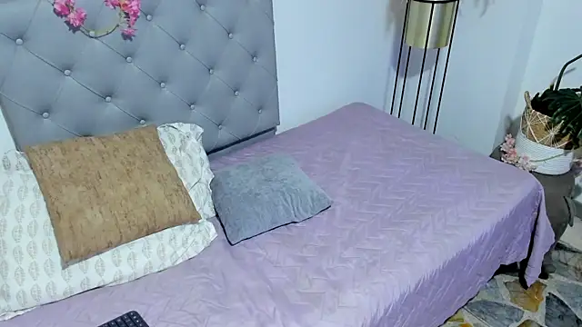 IsabellaReinaa online show from July 31, 12:37 pm