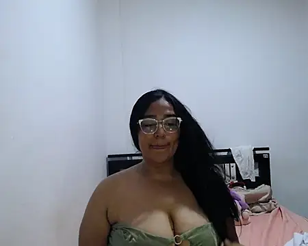 Snapshot of natli-love chatting on July 31, 12:10 am natli-love online show from July 31, 12:10 am