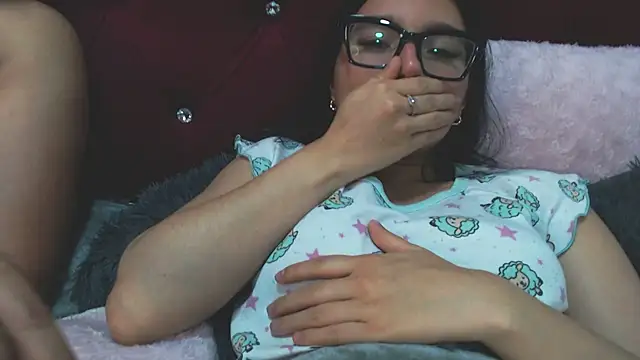 Chloe Maddison online show from August 3, 5:06 am