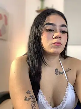  AlessandraRose  online show from July 31, 7:57 pm