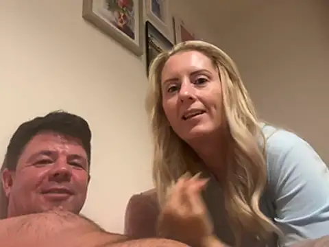 Elegant Erin online show from August 2, 8:40 pm
