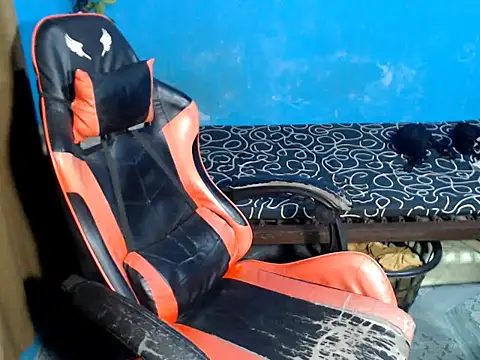 venustheg0ddess online show from November 7, 11:32 am