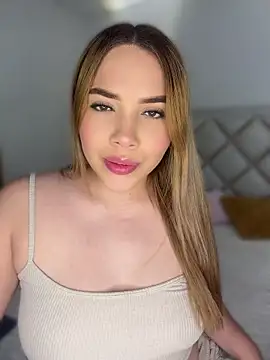 Snapshot of AmmycarsonX chatting on August 5, 1:58 pm AmmycarsonX online show from August 5, 1:58 pm